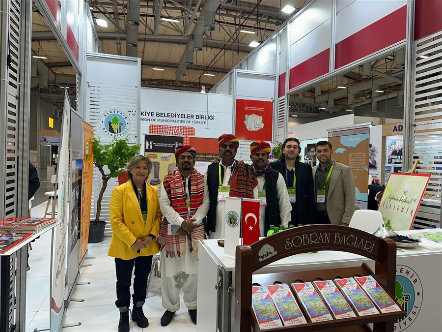 COLORS OF THE WORLD EXPO İSTANBUL Uluslararası Festival Fuarı