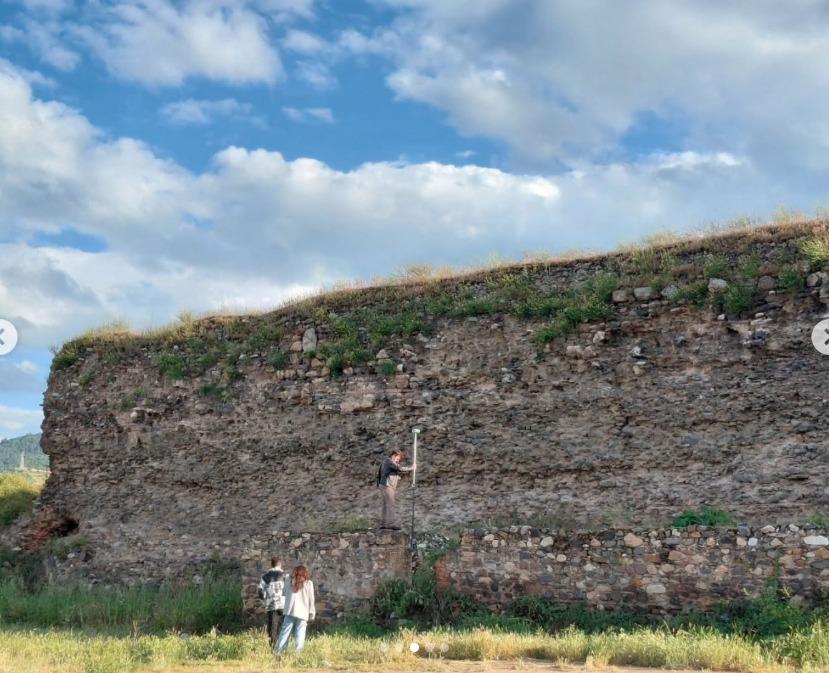 PHİLADELPHİA ANTİK KENTİ’NDE YENİ DÖNEM KAZI VE ARAŞTIRMA ÇALIŞMALARI BAŞLADI
